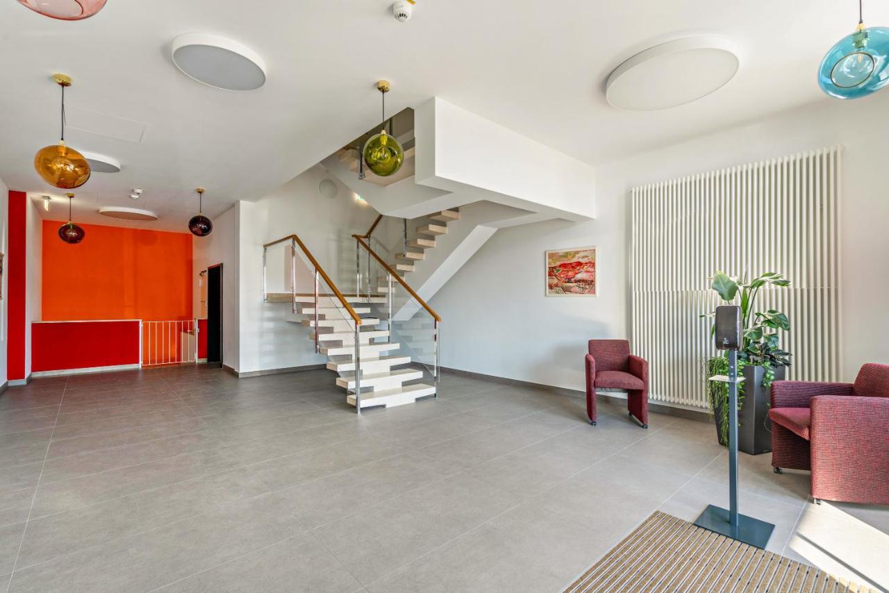Апартаменти Huber Living Basic 106 Ґермерінґ Екстер'єр фото